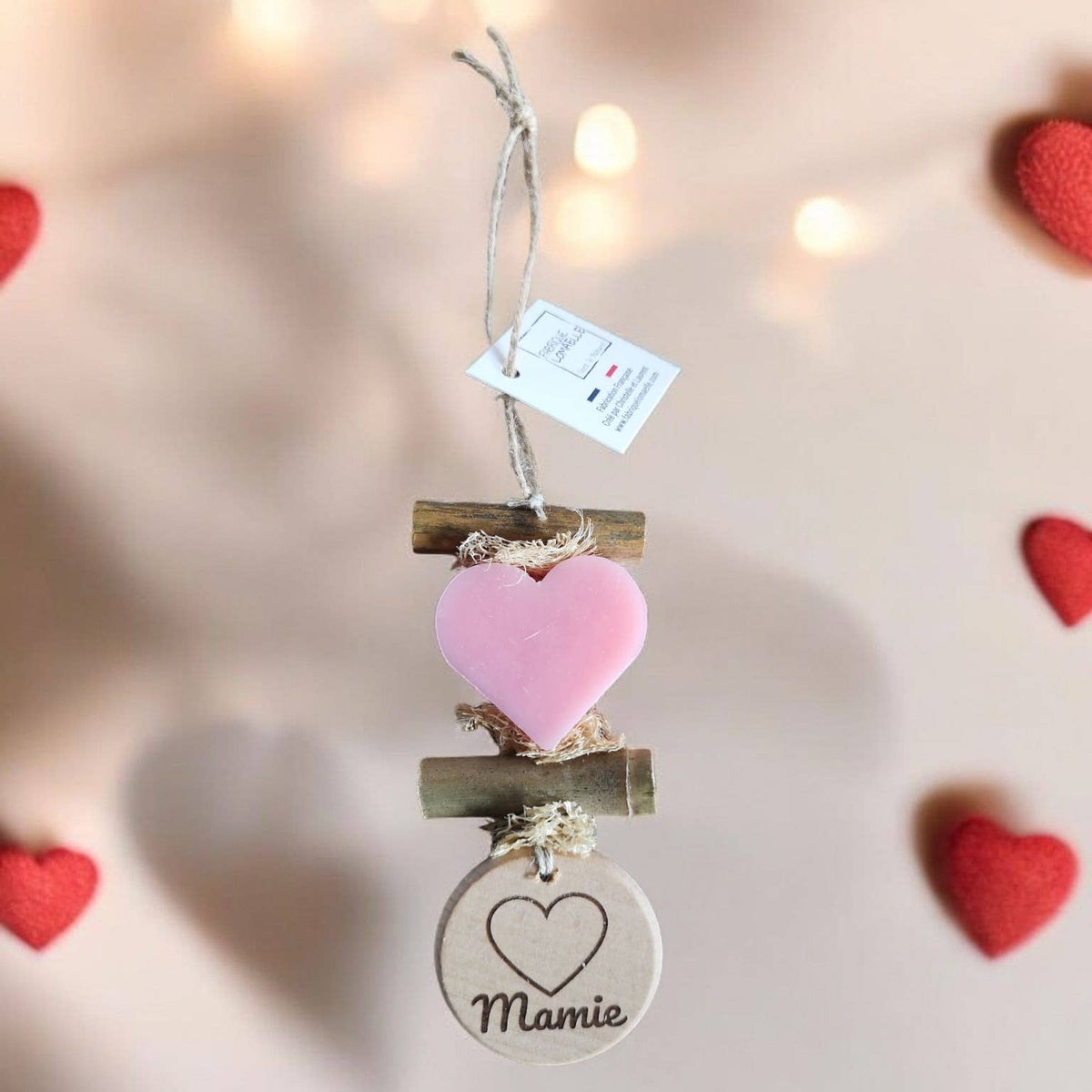 Tresse 1 Savon Cœur Rose  1 Rond Bois Gravé  "Mamie"