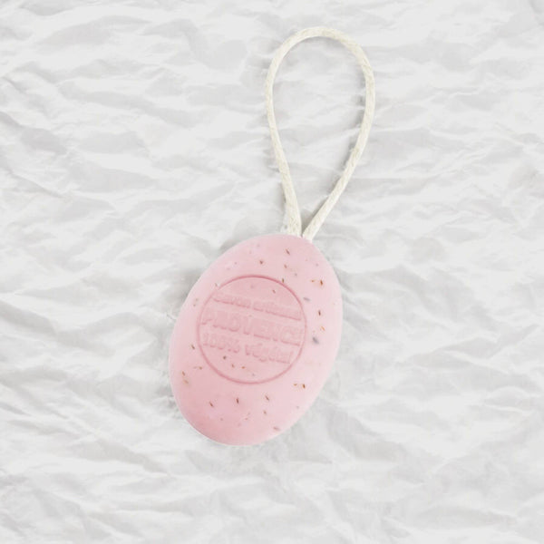 Savon ovale sur corde Rose 200g