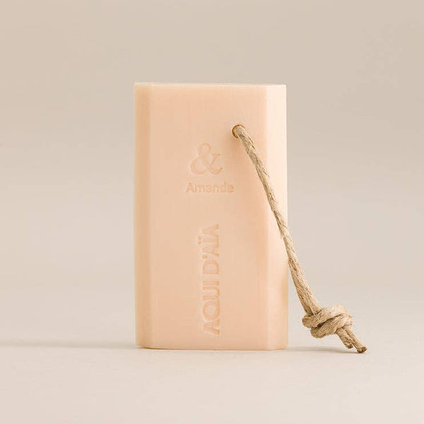 Savon sur corde Amande 110g