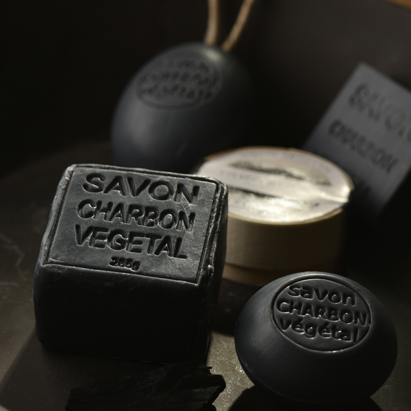 Savon Ovale Sur Corde Charbon Végétal 200g