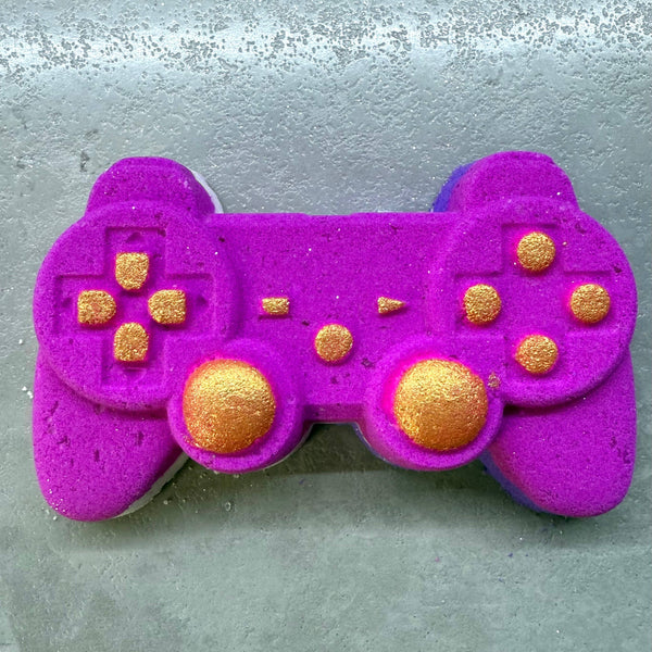Bombe de bain MANETTE DE JEU ROSE